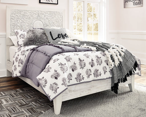 Paxberry Queen Panel Bed Royal Furniture