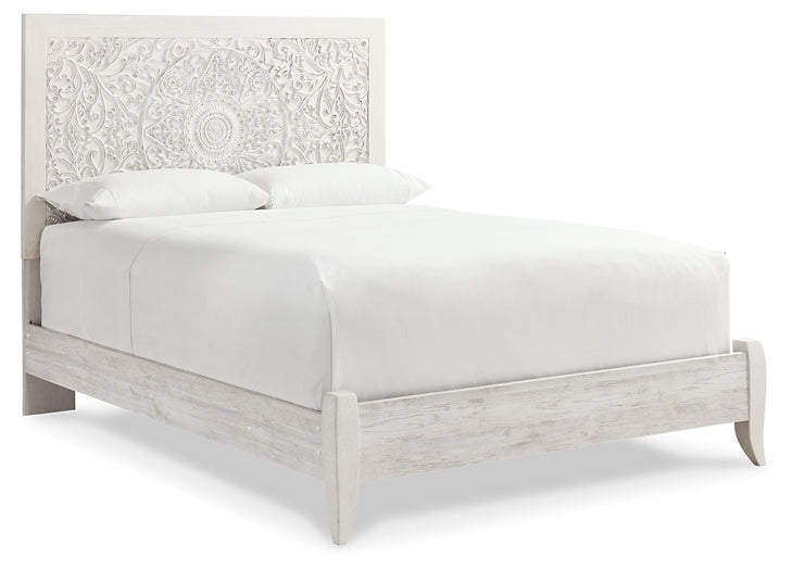 Paxberry Queen Panel Bed with Mirrored Dresser Royal Furniture