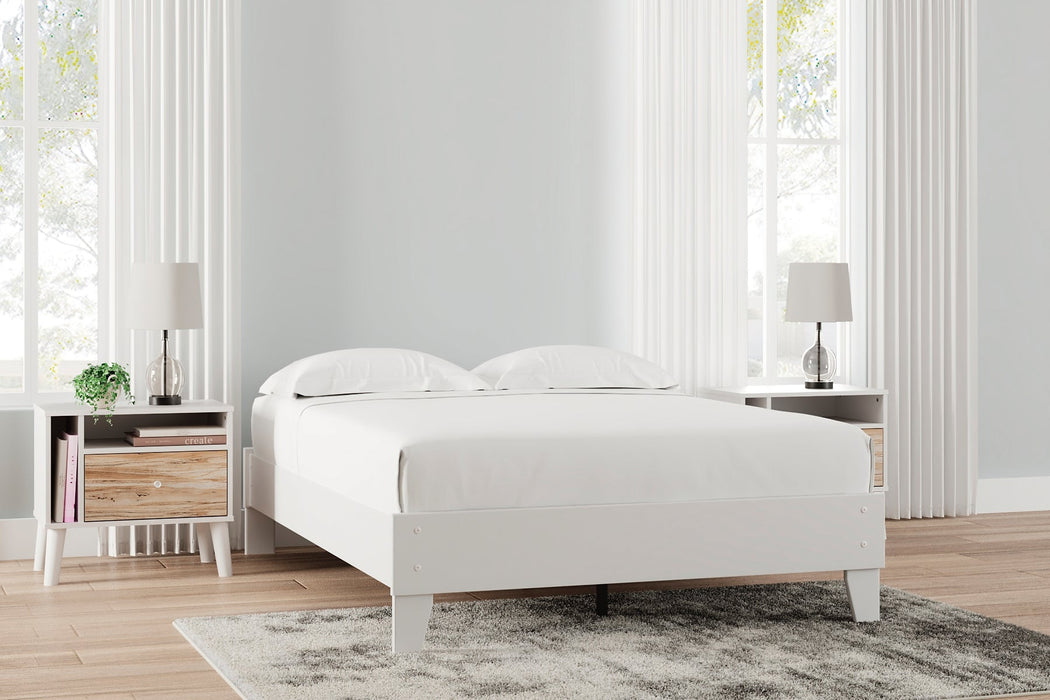 Piperton Queen Platform Bed Royal Furniture