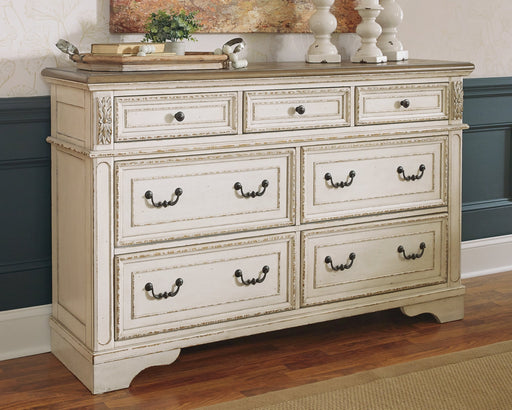 Realyn Dresser Royal Furniture