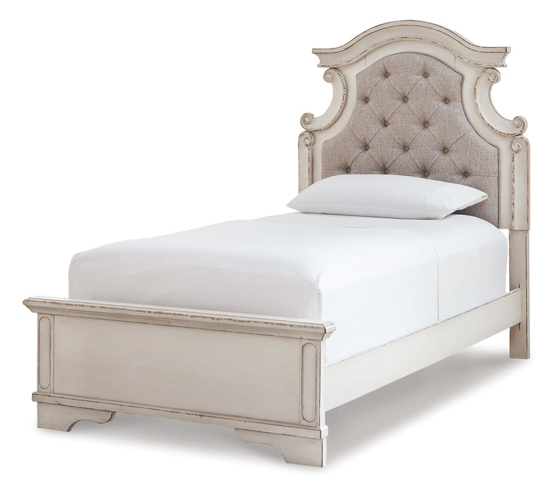 Realyn Twin Panel Bed with Dresser Royal Furniture