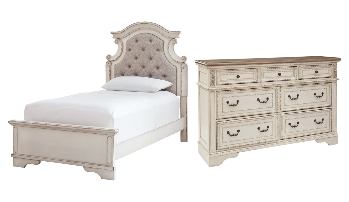 Realyn Twin Panel Bed with Dresser Royal Furniture