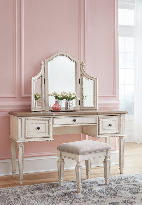 Realyn Vanity/Mirror/Stool (3/CN) Royal Furniture