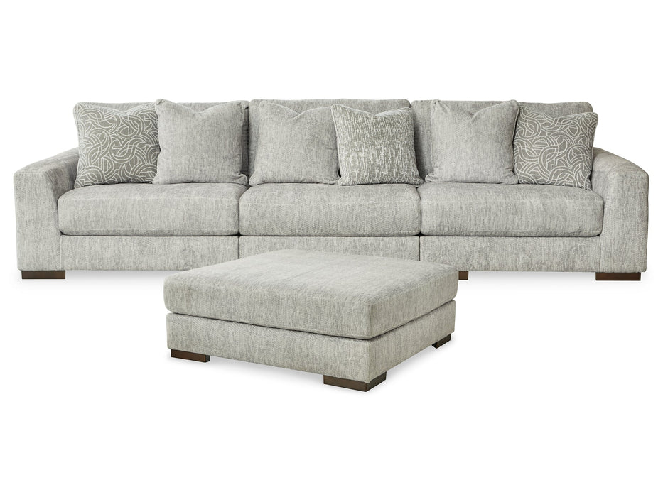 Regent Park 3-Piece Sectional with Ottoman Royal Furniture