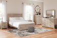 Senniberg Queen Panel Bed with Mirrored Dresser, Chest and Nightstand Royal Furniture