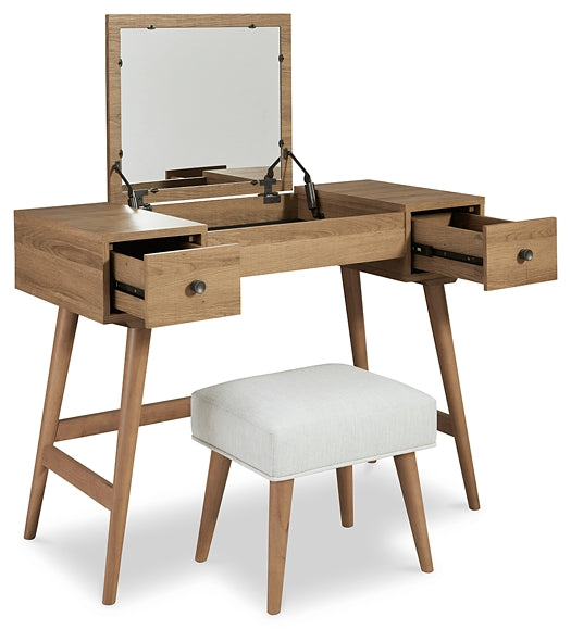 Thadamere Vanity/UPH Stool (2/CN) Royal Furniture