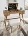 Thadamere Vanity/UPH Stool (2/CN) Royal Furniture