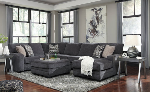 Tracling 3-Piece Sectional with Ottoman Royal Furniture