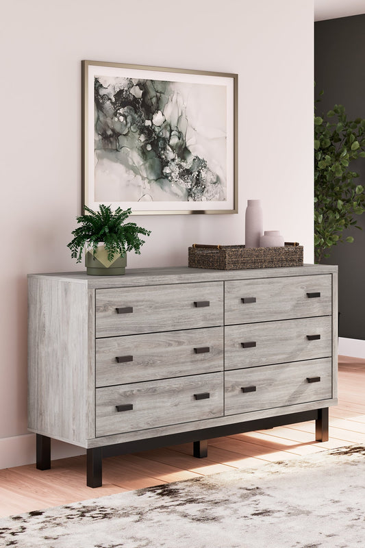 Vessalli Six Drawer Dresser Royal Furniture