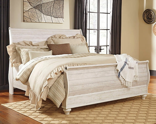 Willowton Queen Sleigh Bed Royal Furniture