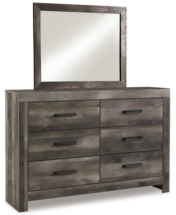 Wynnlow King Panel Bed with Mirrored Dresser Royal Furniture