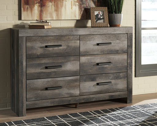 Wynnlow Six Drawer Dresser Royal Furniture