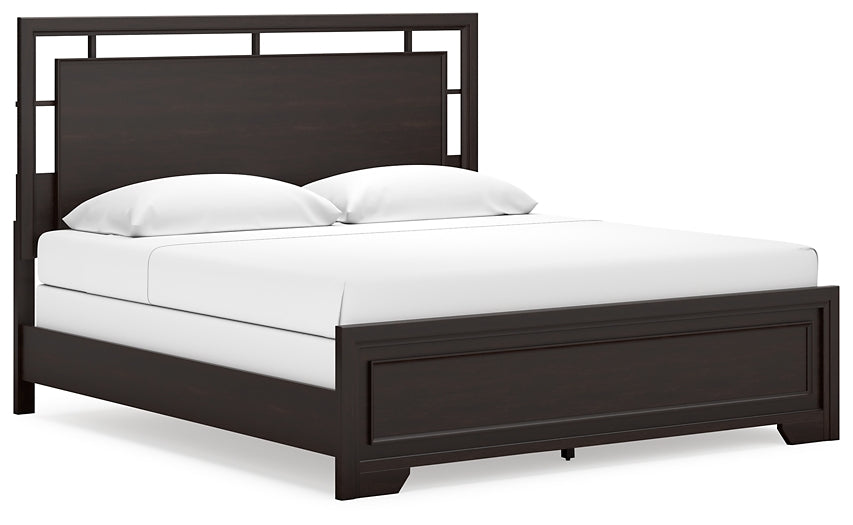 Covetown King Panel Bed with Dresser and Nightstand