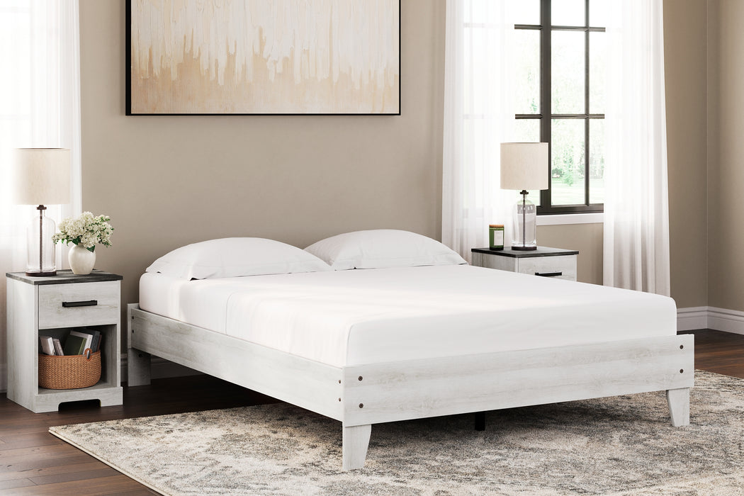 Shawburn Queen Platform Bed with 2 Nightstands