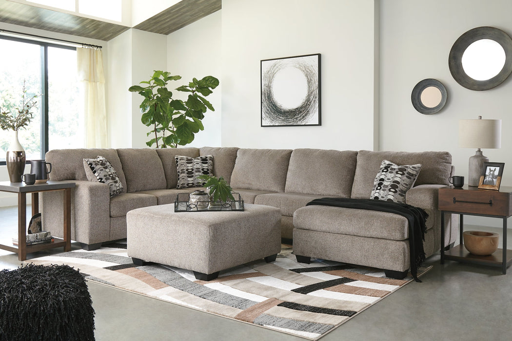 Ballinasloe 3-Piece Sectional with Ottoman Royal Furniture