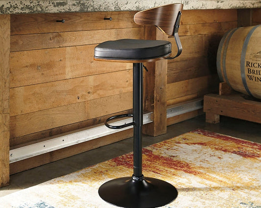 Bellatier Tall UPH Swivel Barstool(1/CN) Royal Furniture