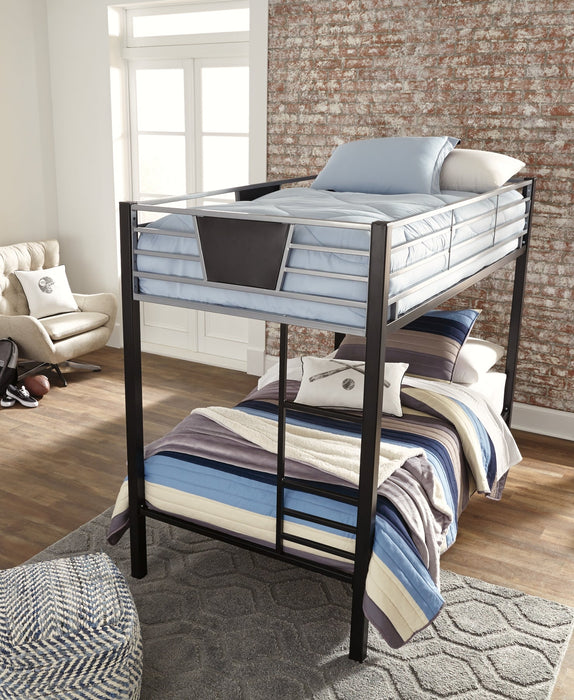 Dinsmore Twin/Twin Bunk Bed w/Ladder Royal Furniture