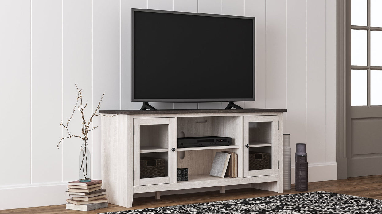 Dorrinson LG TV Stand w/Fireplace Option Royal Furniture