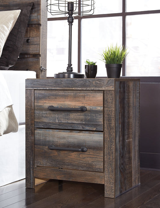 Drystan Queen/Full Bookcase Headboard with Mirrored Dresser, Chest and Nightstand Royal Furniture