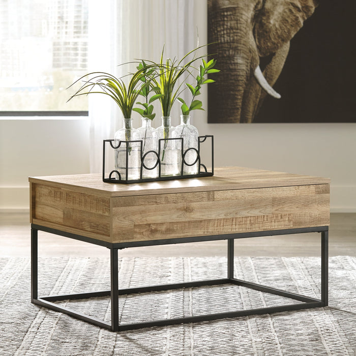 Gerdanet Coffee Table with 1 End Table Royal Furniture