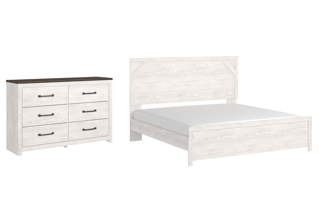 Gerridan King Panel Bed with Dresser Royal Furniture