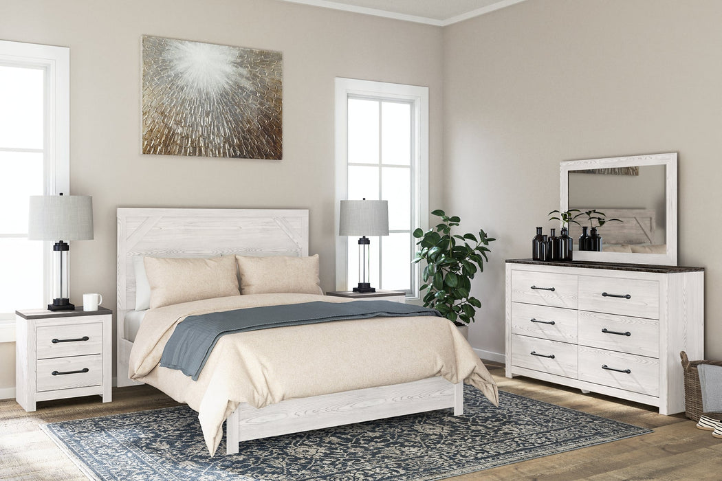 Gerridan Queen Panel Bed with Dresser Royal Furniture