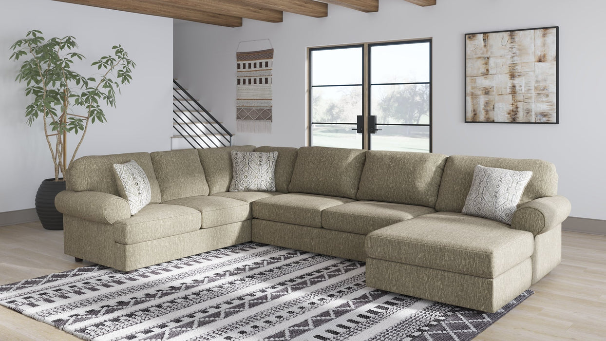 Hoylake 3-Piece Sectional with Chaise Royal Furniture