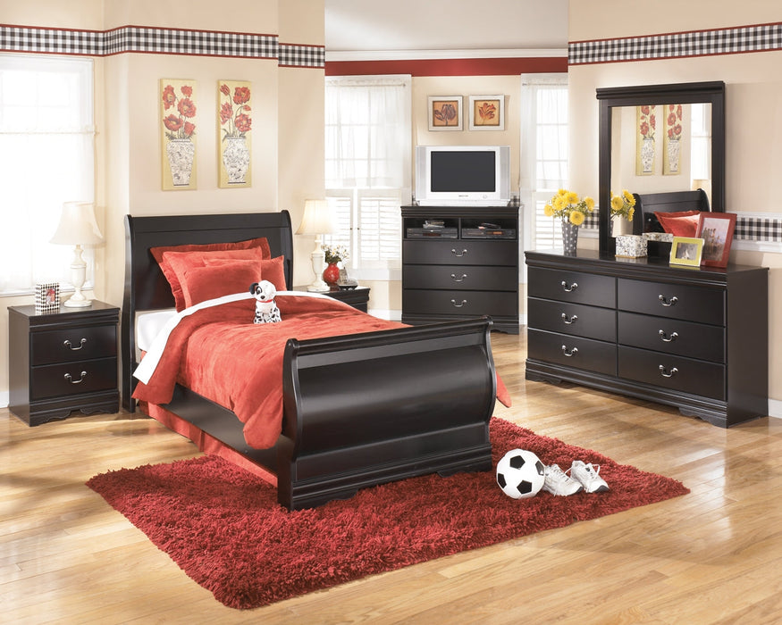 Huey Vineyard Six Drawer Dresser Royal Furniture