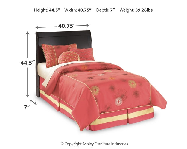 Huey Vineyard Twin Sleigh Headboard with Mirrored Dresser, Chest and Nightstand Royal Furniture