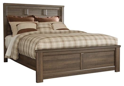 Juararo California King Panel Bed with Mirrored Dresser, Chest and 2 Nightstands Royal Furniture