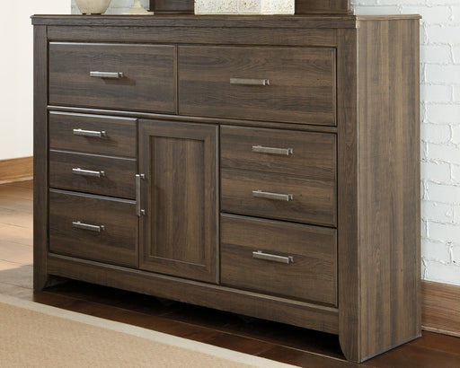 Juararo Six Drawer Dresser Royal Furniture