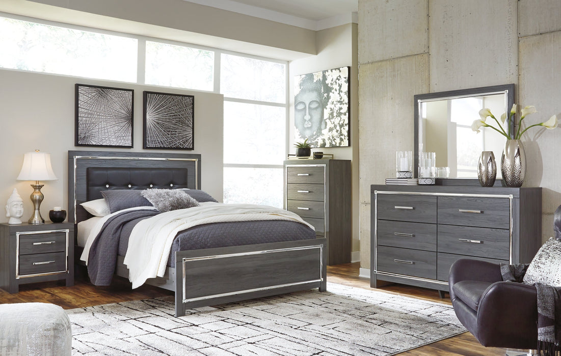 Lodanna Queen Panel Bed with Mirrored Dresser, Chest and 2 Nightstands Royal Furniture