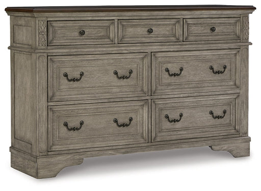 Lodenbay California King Panel Bed with Dresser Royal Furniture