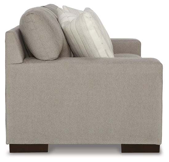 Maggie Loveseat Royal Furniture