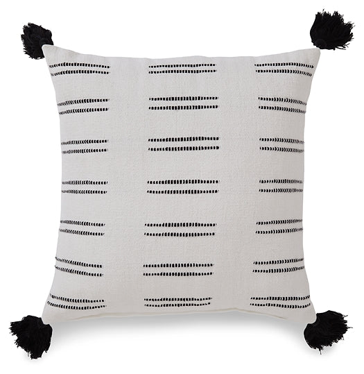 Mudderly Pillow Royal Furniture